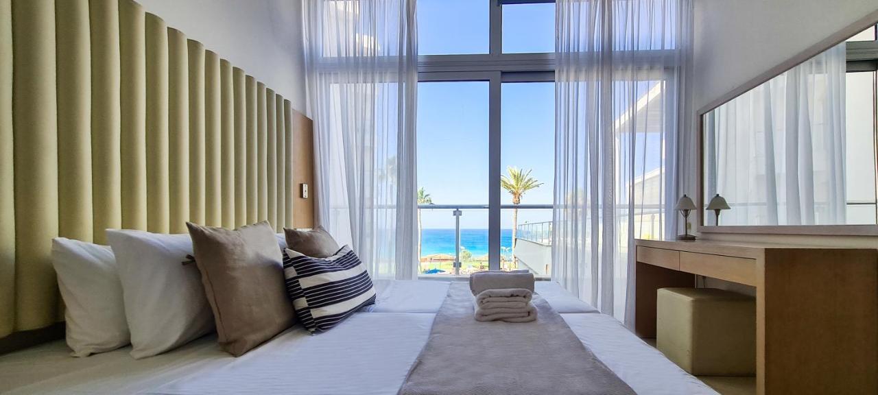 Phaedrus Living: Seafront Luxury Flat Pallini Court 113 Protaras Exterior foto