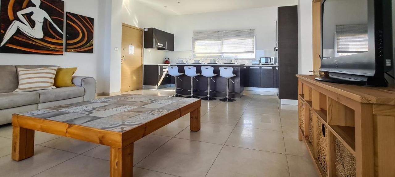 Phaedrus Living: Seafront Luxury Flat Pallini Court 113 Protaras Exterior foto